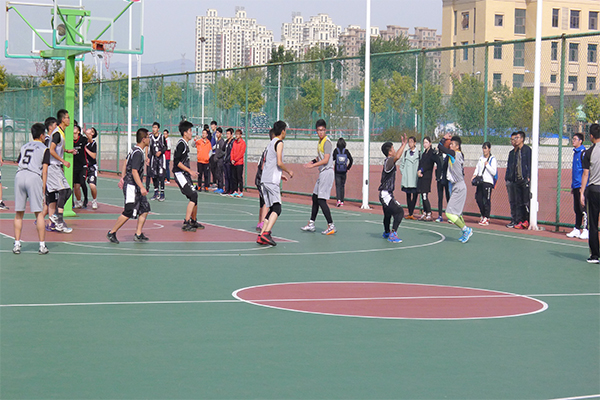 祝贺开云官网男篮在校新生篮球赛中取得八强的傲人战绩 祝贺开云官网男篮在校新生篮球赛中取得八强的傲人战绩