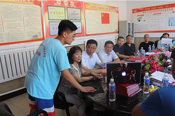 校党委副书记刘润祥一行慰问开云官网赴五台县实践队伍