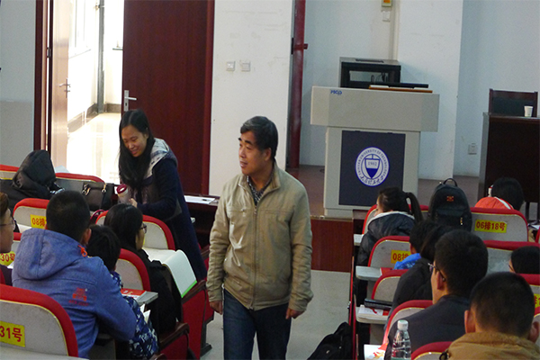 开云官网成功举办2016年入党积极分子培训第一讲