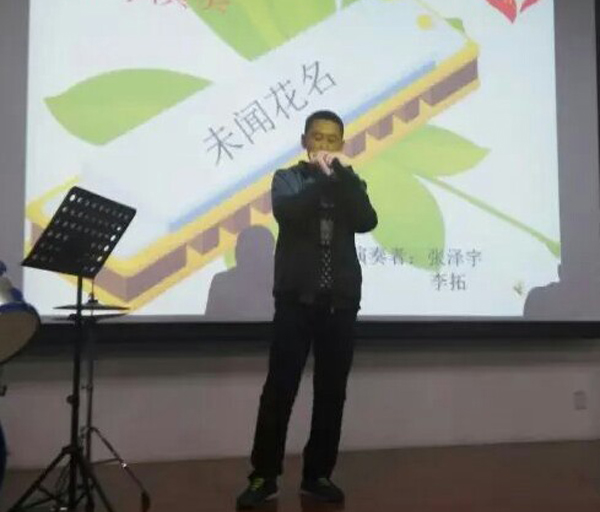 经管学院成功举行“雷锋月总结大会” 经管学院成功举行“雷锋月总结大会”