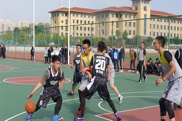 祝贺开云官网男篮在校新生篮球赛中取得八强的傲人战绩 祝贺开云官网男篮在校新生篮球赛中取得八强的傲人战绩