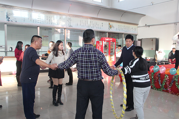 开云官网举行教职工迎新年茶话会