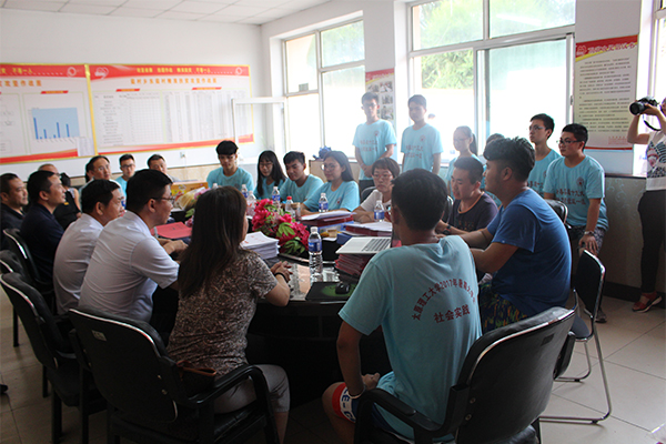 校党委副书记刘润祥一行慰问开云官网赴五台县实践队伍